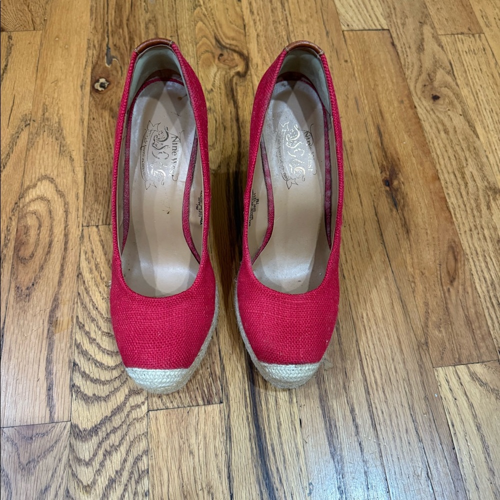 Women’s Nine West Red Wedges